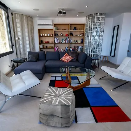 公寓 Babbel Apartment With Amazing Sea Views *