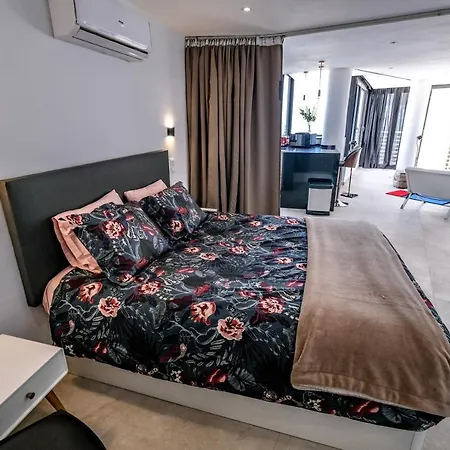 Babbel Apartment With Amazing Sea Views Apartmán *