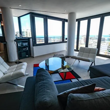 公寓 Babbel Apartment With Amazing Sea Views